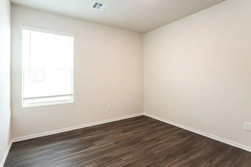 Photo 6 — 2007 Dogwood Drive, El Reno, OK 73036