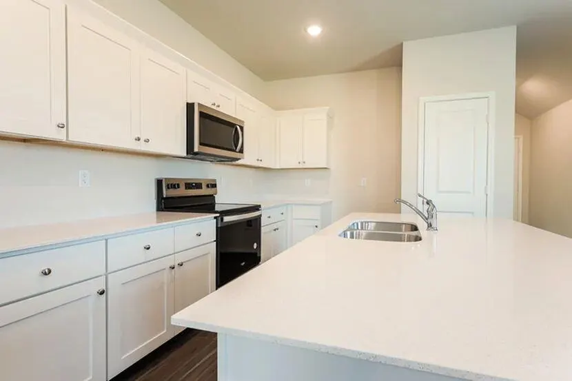 Photo 9 — 2007 Dogwood Drive, El Reno, OK 73036