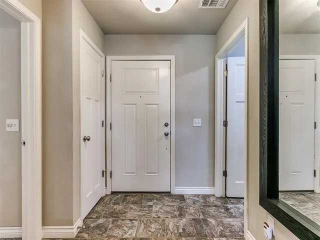 Photo 5 — 2709 Lerkim Lane, Norman, OK 73069