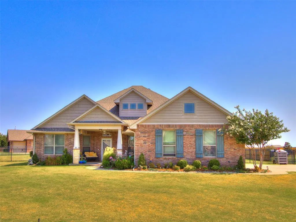Front exterior — 18455 Stagecoach Trail, Norman, OK 73072