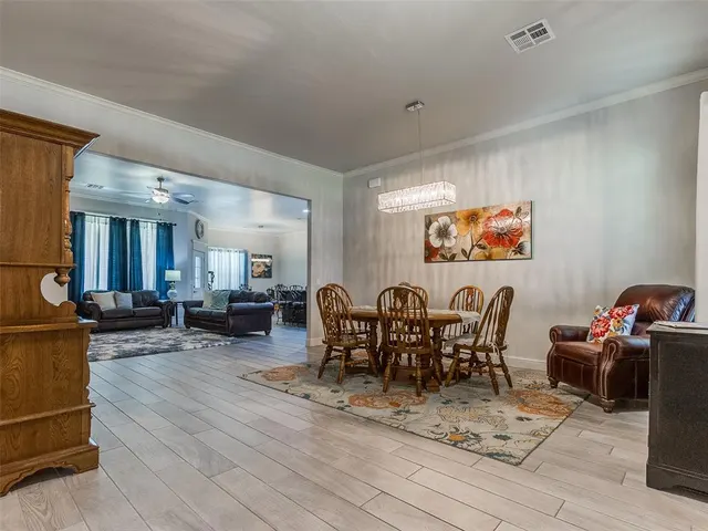 Photo 6 — 18455 Stagecoach Trail, Norman, OK 73072