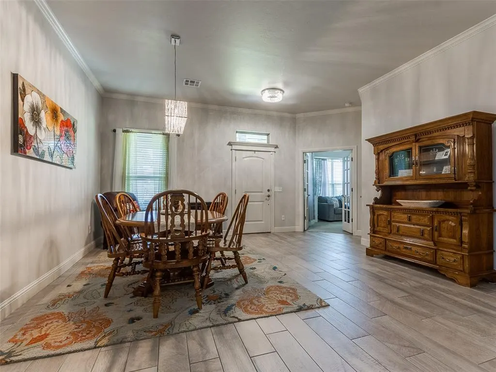 Photo 5 — 18455 Stagecoach Trail, Norman, OK 73072