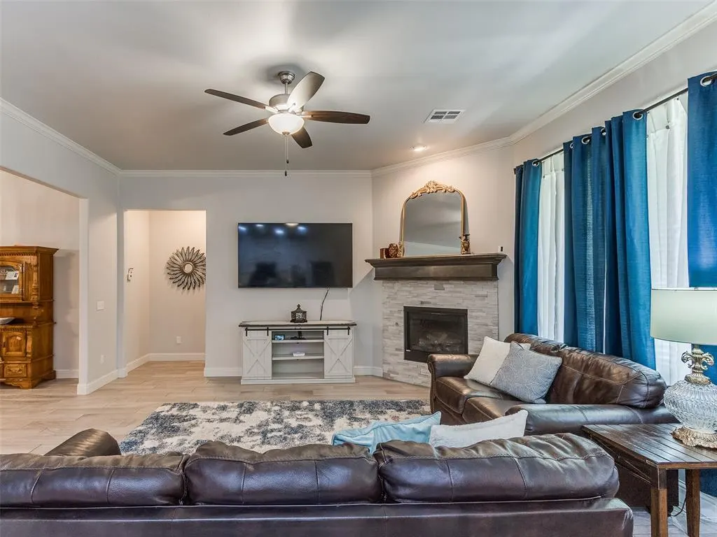 Photo 10 — 18455 Stagecoach Trail, Norman, OK 73072