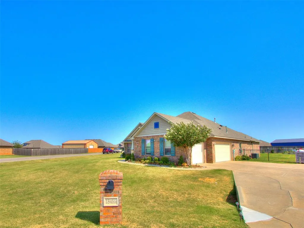 Photo 42 — 18455 Stagecoach Trail, Norman, OK 73072