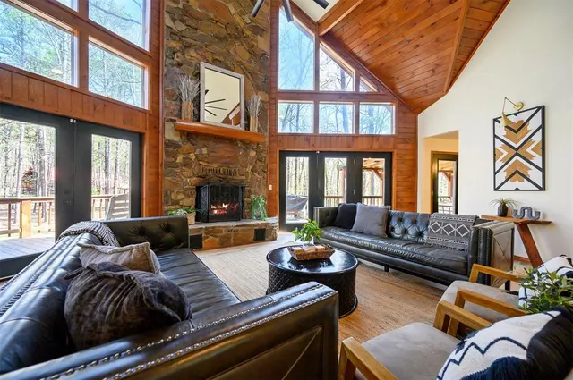 Photo 3 — 152 Mitchell Lane, Broken Bow, OK 74728