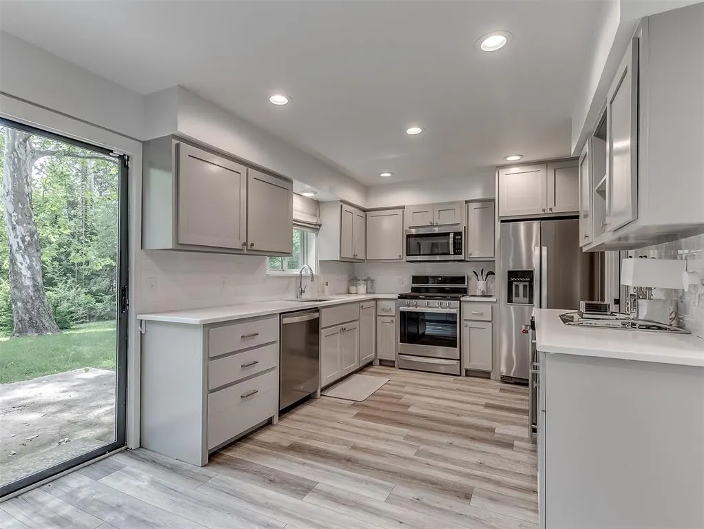 Photo 13 — 2720 Cypress Avenue, Norman, OK 73072