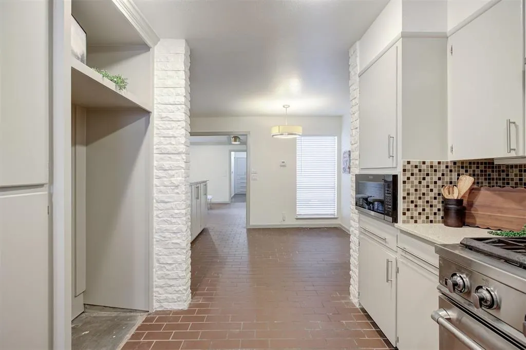 Photo 14 — 3021 Brookhollow Road, Oklahoma City, OK 73120
