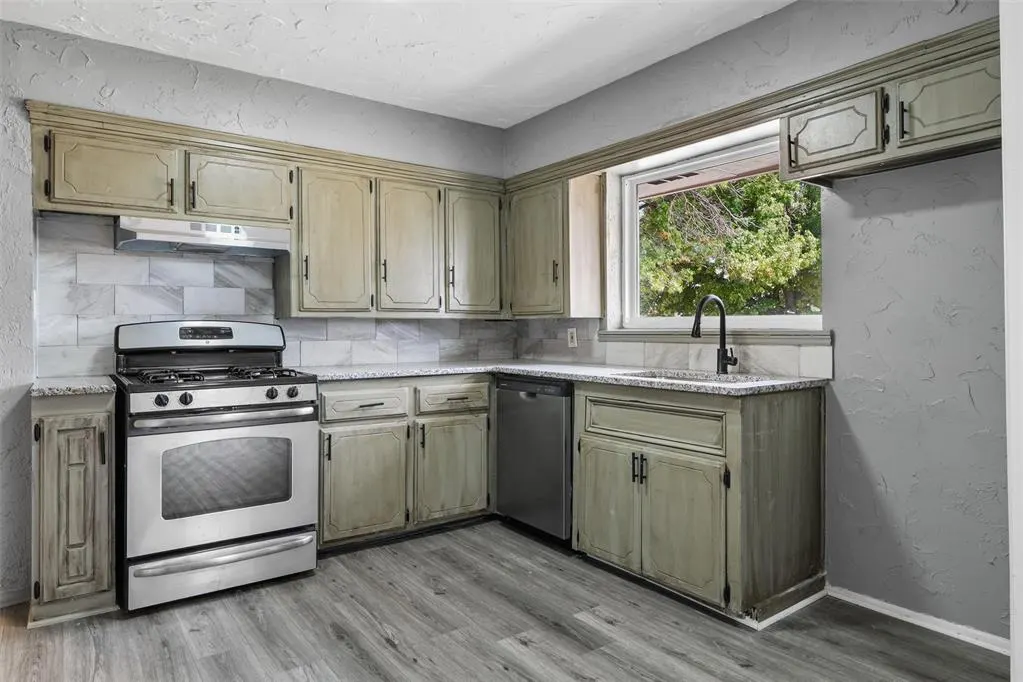 Photo 10 — 2724 Texoma Drive, Oklahoma City, OK 73119