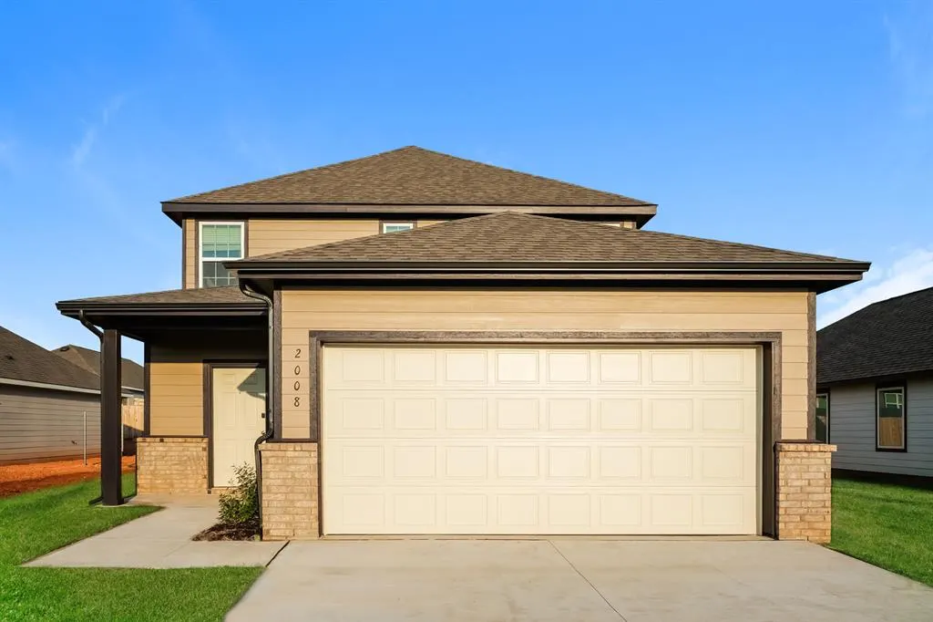 Front exterior — 2008 Dogwood Drive, El Reno, OK 73036