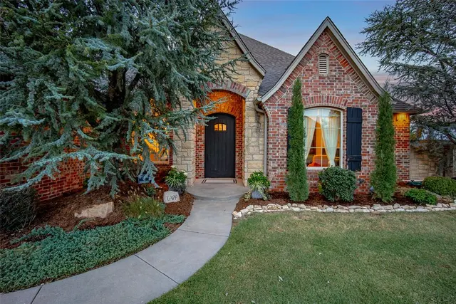 Photo 2 — 391 Taylam Road, Washington, OK 73093