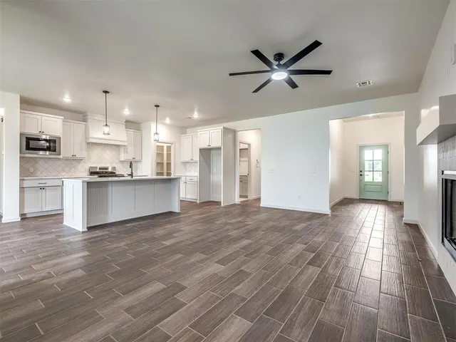 Photo 4 — 14401 Village Trail, Piedmont, OK 73078