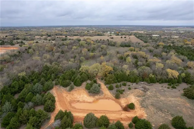 Photo 3 — 214252 Ladd Avenue, Purcell, OK 73080