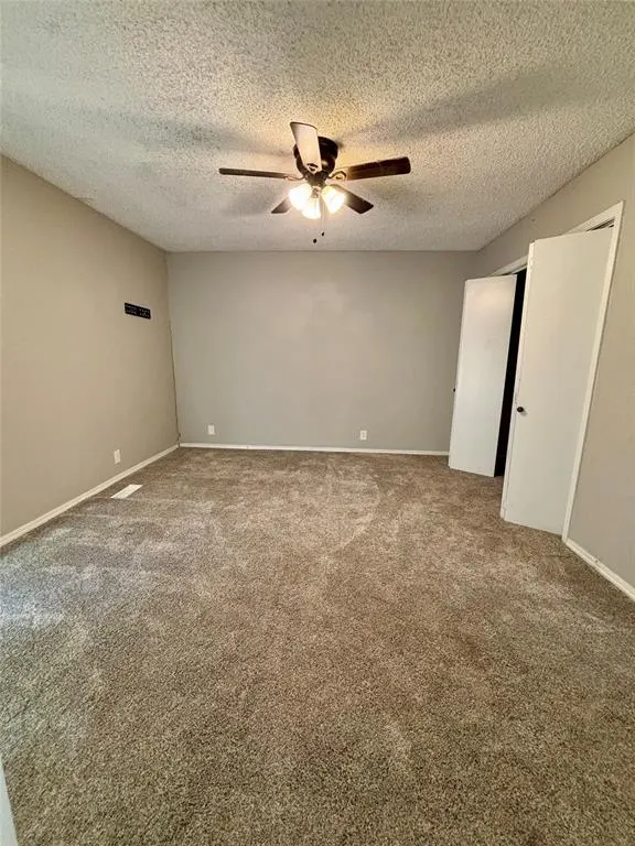 Photo 5 — 11905 N Mustang Road, Yukon, OK 73099