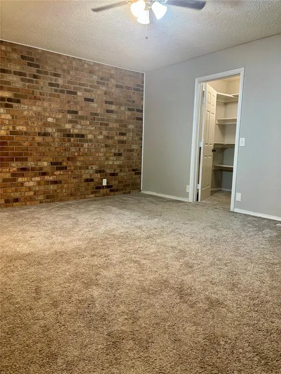 Photo 8 — 11905 N Mustang Road, Yukon, OK 73099