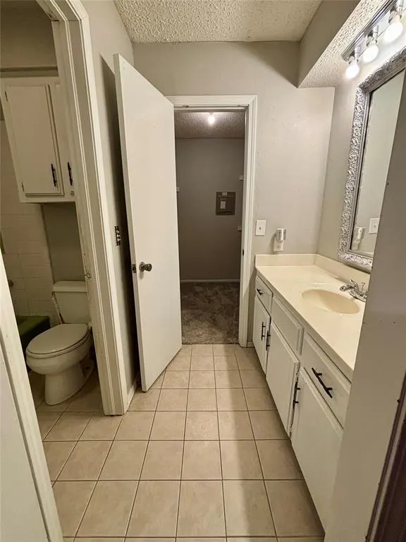 Photo 10 — 11905 N Mustang Road, Yukon, OK 73099
