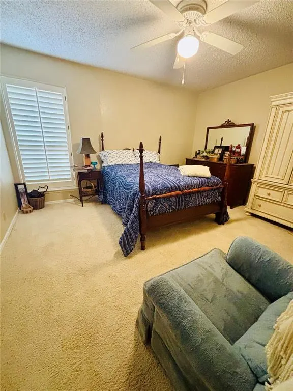 Photo 10 — 11901 N Mustang Road, Yukon, OK 73099