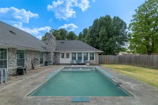 Sold home at 617 N Falcon Way