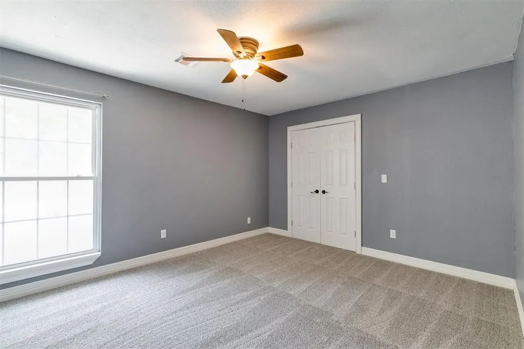 Photo 31 — 617 N Falcon Way, Mustang, OK 73064
