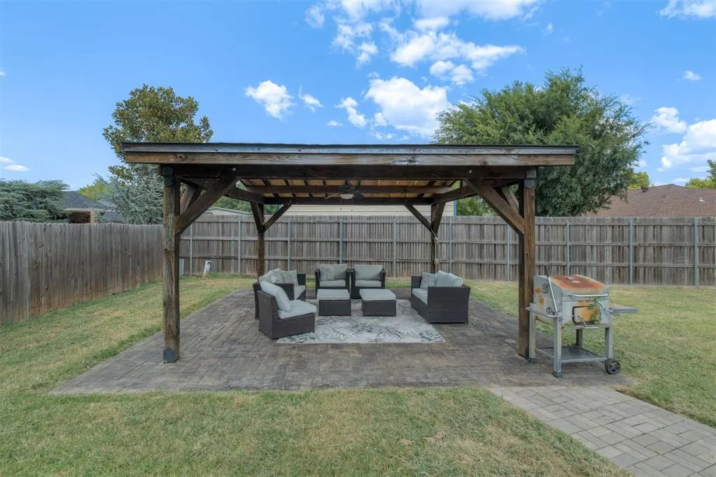 Photo 49 — 617 N Falcon Way, Mustang, OK 73064