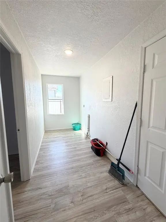 Photo 8 — 214 W Dorothy Street, Hollis, OK 73550