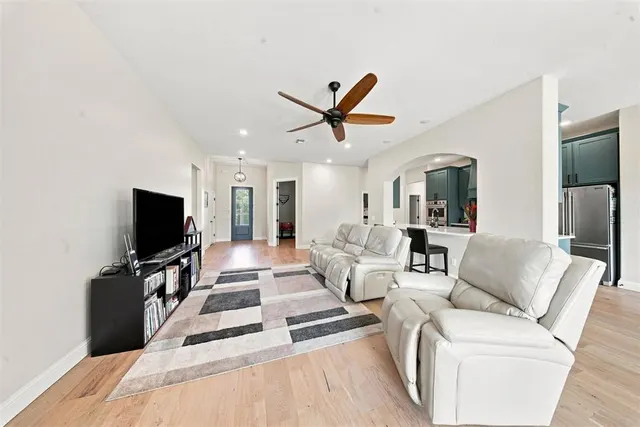Photo 7 — 10608 NW Emily Circle, Oklahoma City, OK 73120