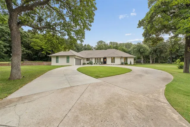 Photo 3 — 10200 E Apple Valley Road, Oklahoma City, OK 73151