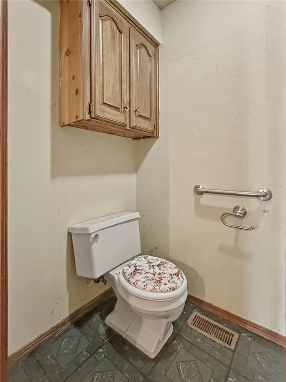 Photo 18 — 1804 Golf Course Drive, El Reno, OK 73036