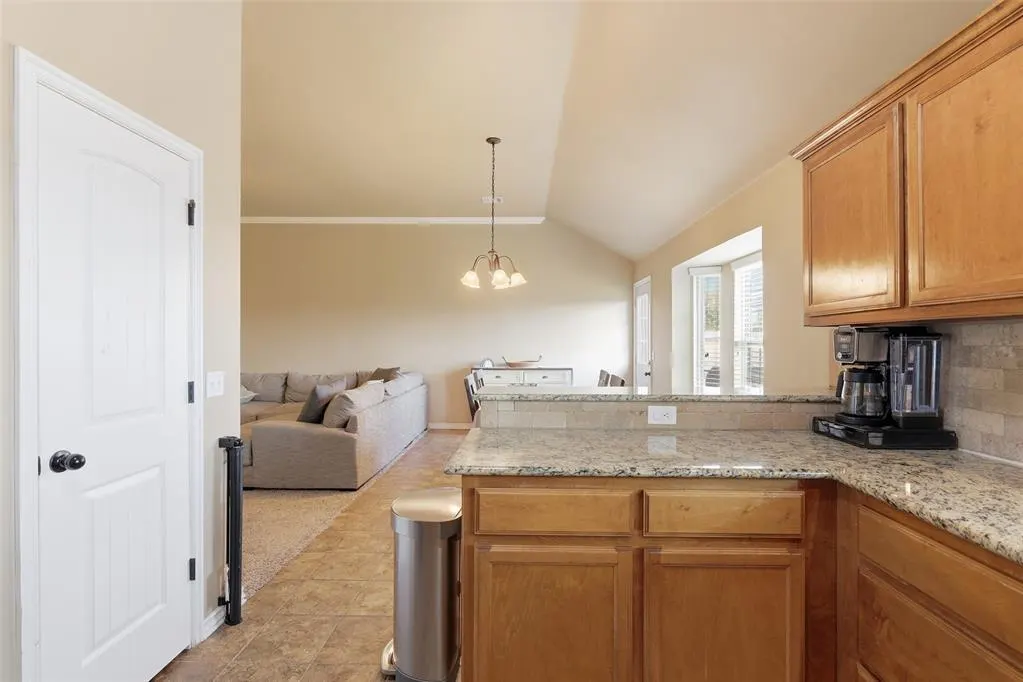 Photo 14 — 604 Apple Tree Lane, Moore, OK 73160