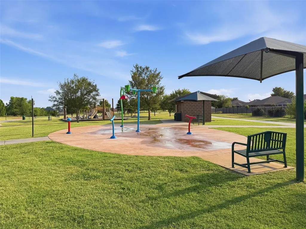 Photo 31 — 604 Apple Tree Lane, Moore, OK 73160