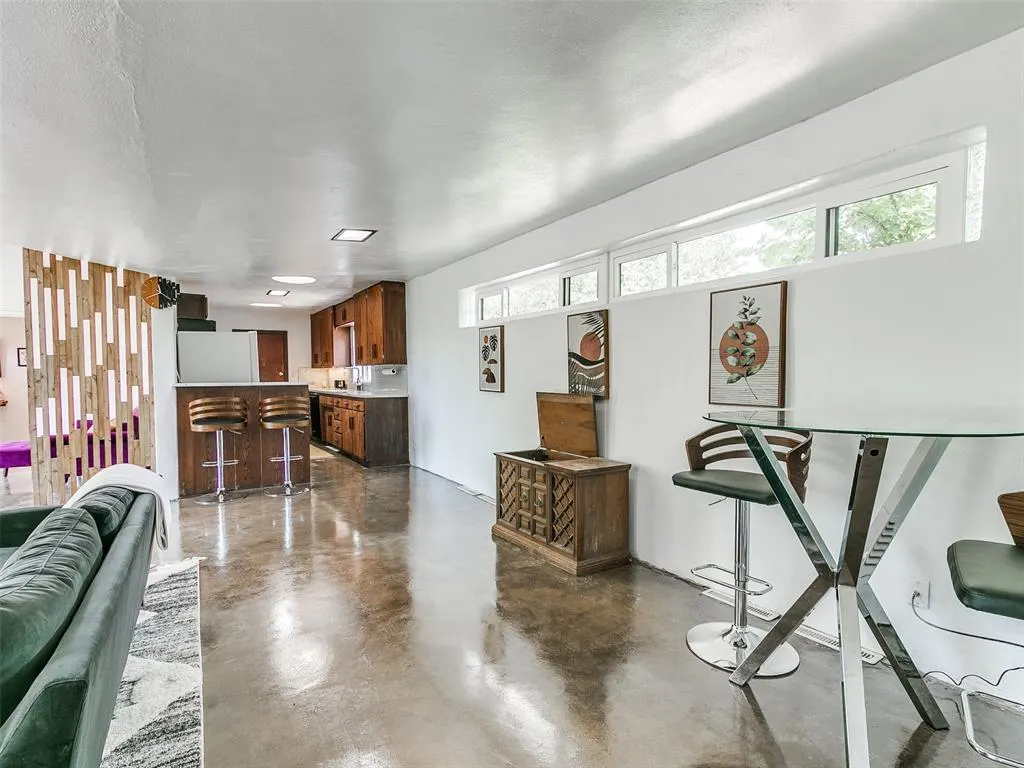 Photo 12 — 3200 Norcrest Drive, Forest Park, OK 73121