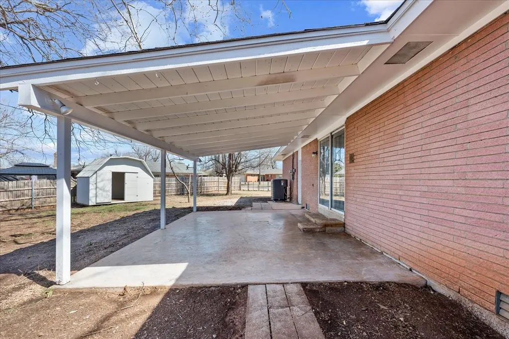 Photo 17 — 141 W Silver Meadow Drive, Midwest City, OK 73110