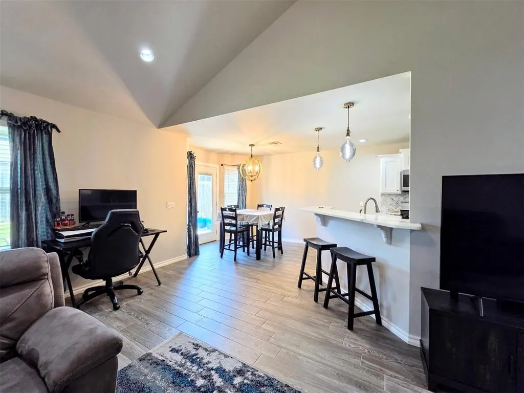 Photo 7 — 1916 Twisted Oak Court, Shawnee, OK 74804