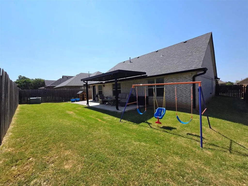 Photo 27 — 1916 Twisted Oak Court, Shawnee, OK 74804