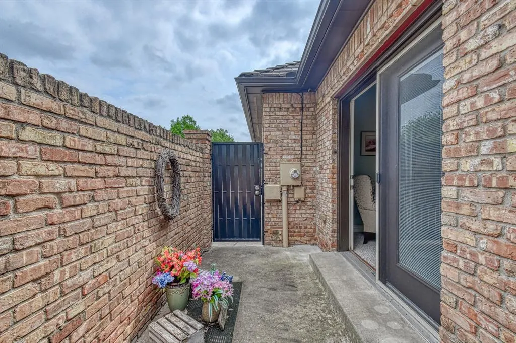 Photo 9 — 3121 Saint Clair Drive, Norman, OK 73072