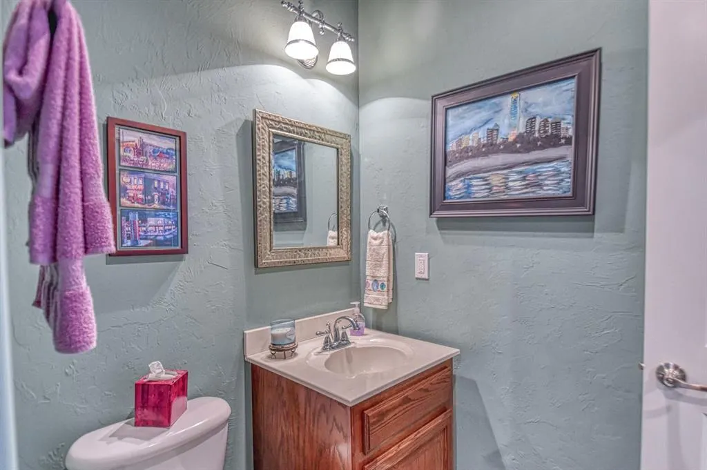 Photo 12 — 3121 Saint Clair Drive, Norman, OK 73072