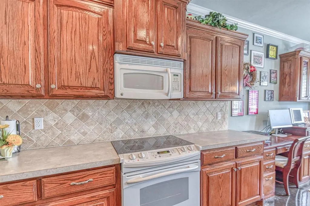 Photo 17 — 3121 Saint Clair Drive, Norman, OK 73072