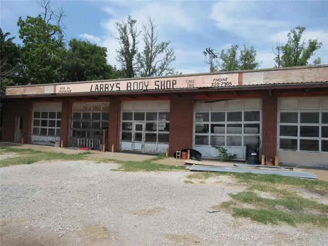Photo 2 — 606 S Chickasaw Street, Pauls Valley, OK 73075