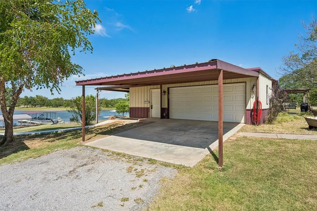 Photo 2 — 33712 S Post Office Neck, Shawnee, OK 74801