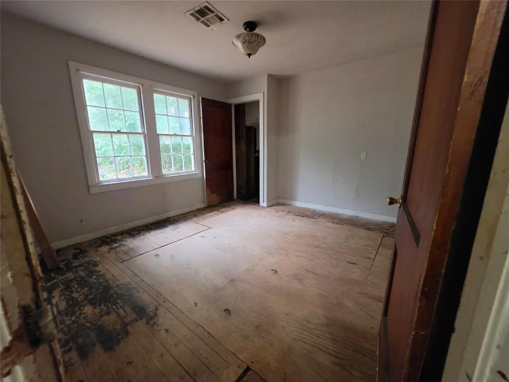 Photo 13 — 6908 NW 42nd Street, Bethany, OK 73008
