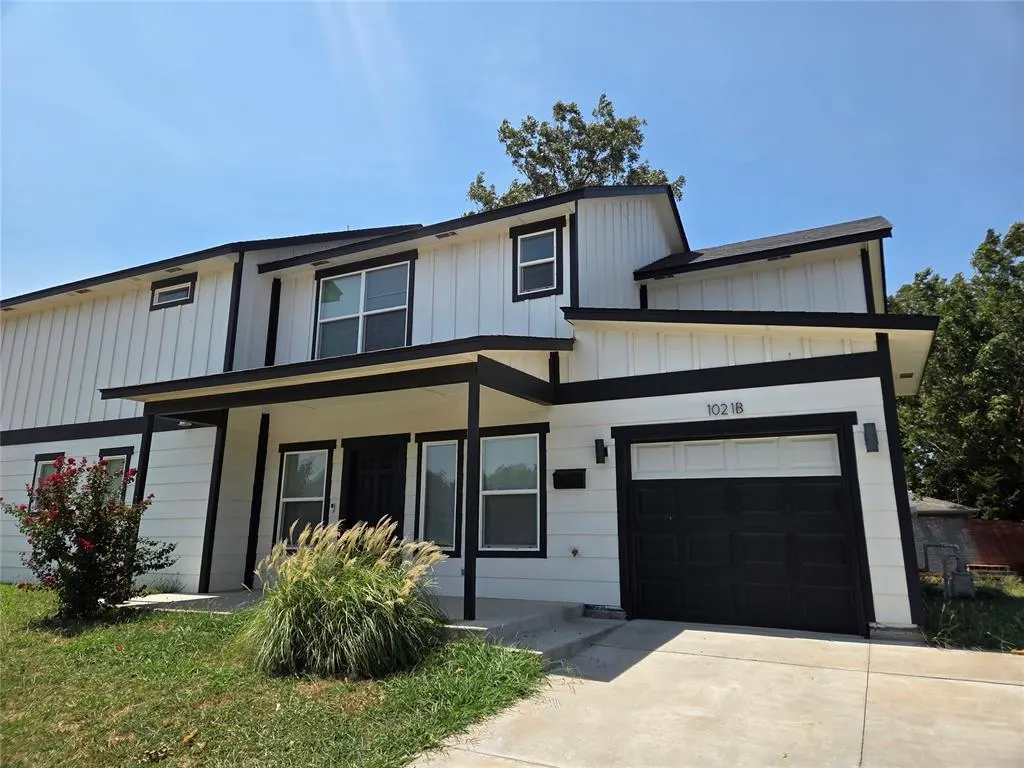 Front exterior — 1021 NE 18th Street B, Oklahoma City, OK 73111