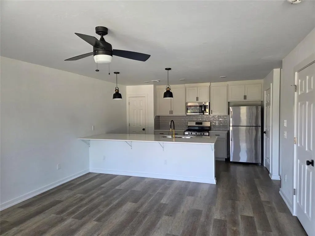 Photo 2 — 1021 NE 18th Street B, Oklahoma City, OK 73111