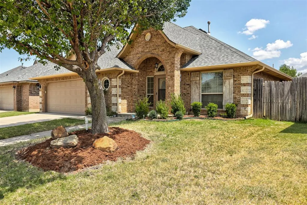 Photo 3 — 17216 Triana Drive, Oklahoma City, OK 73170