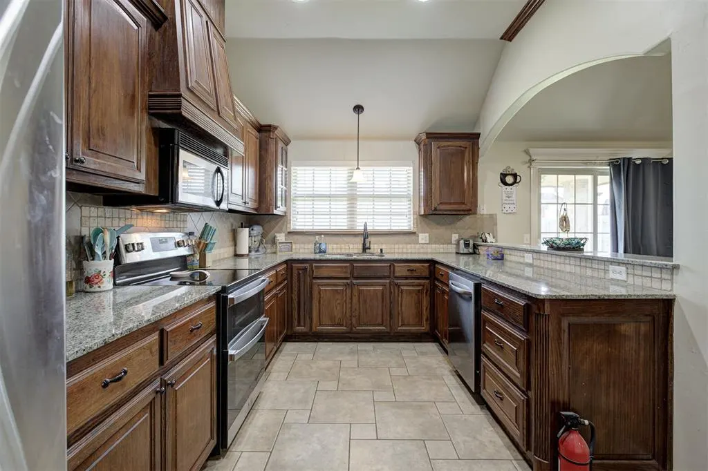 Photo 16 — 17216 Triana Drive, Oklahoma City, OK 73170