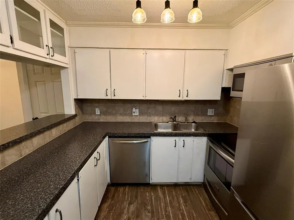 Photo 3 — 6100 N Brookline Avenue 25, Oklahoma City, OK 73112