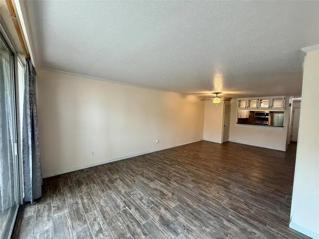 Photo 4 — 6100 N Brookline Avenue 25, Oklahoma City, OK 73112