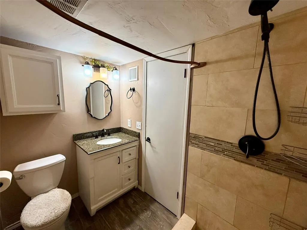 Photo 9 — 6100 N Brookline Avenue 25, Oklahoma City, OK 73112