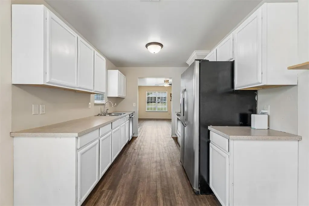 Photo 12 — 637 SW 11th Street, Blanchard, OK 73010