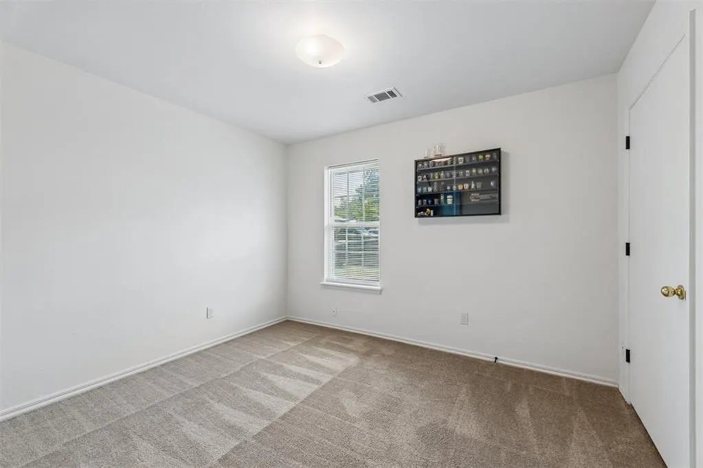 Photo 19 — 637 SW 11th Street, Blanchard, OK 73010