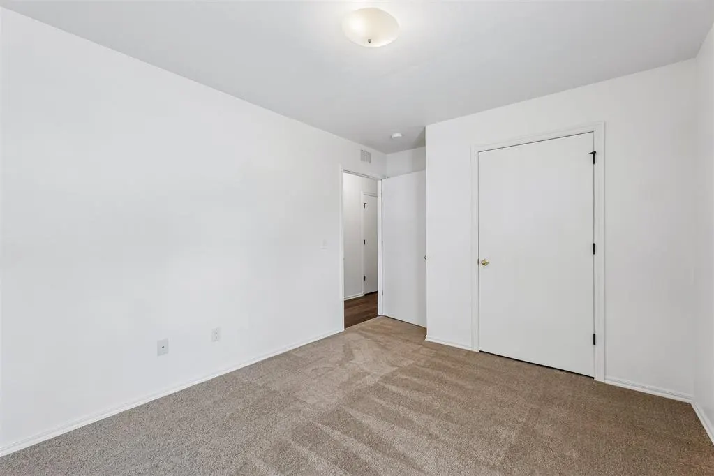 Photo 27 — 637 SW 11th Street, Blanchard, OK 73010