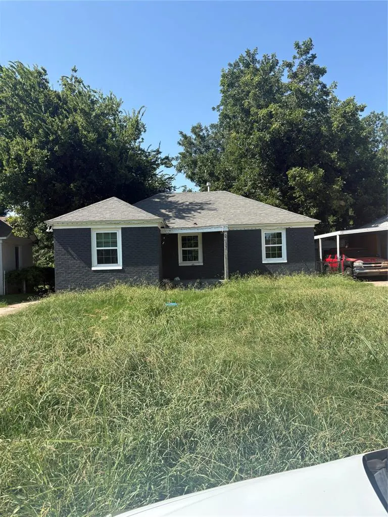 Front exterior — 2117 NE 17th Street, Oklahoma City, OK 73111